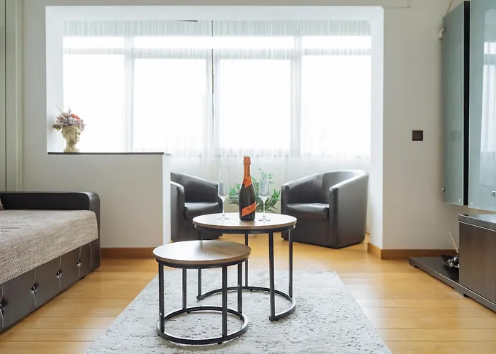 Cr Urban Decebal Center Apartment *